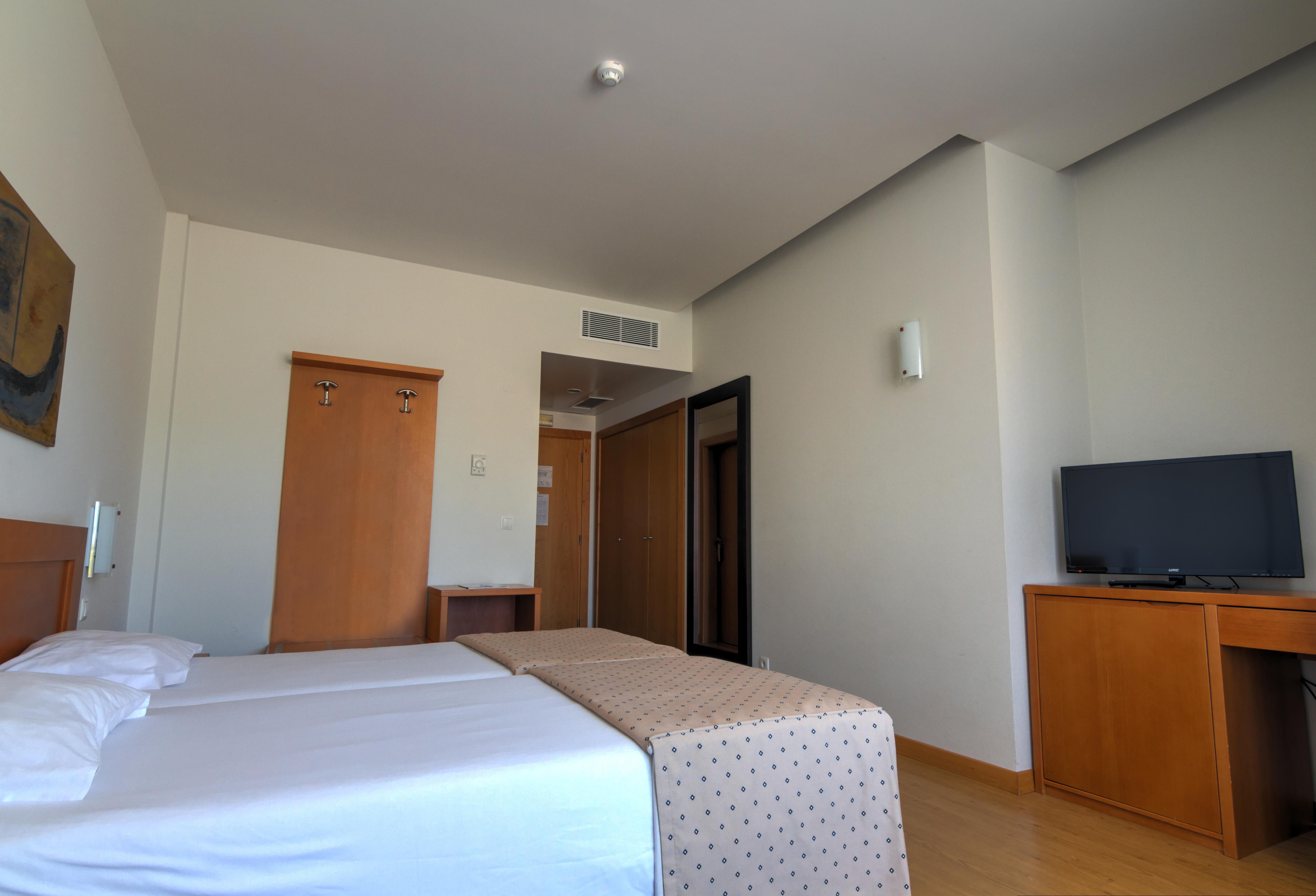 Lam Hotel Эштаррежа Экстерьер фото