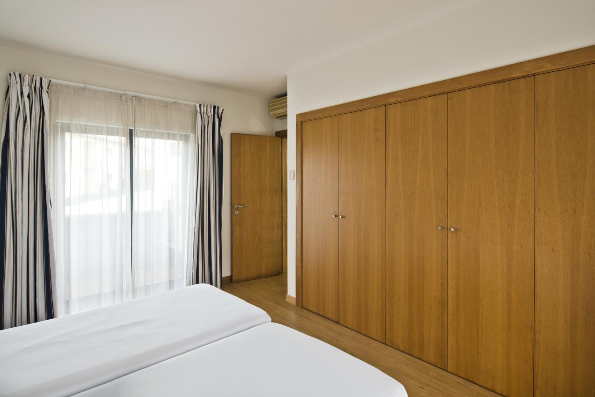 Lam Hotel Эштаррежа Экстерьер фото